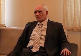 İşıq və kölgə: Müəllim təkcə dərs deyən deyil, həm də dərs verəndir...