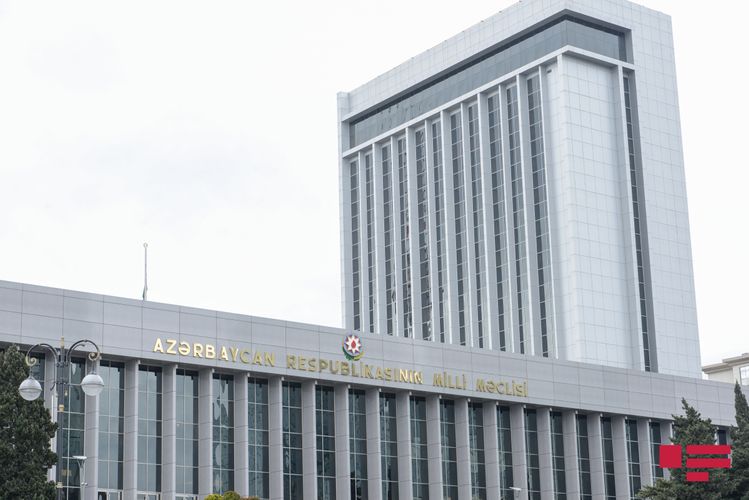 Xarici ölkələrin ali məktəblərinin diplomlarının tanınmasına görə dövlət rüsumu ləğv edilir