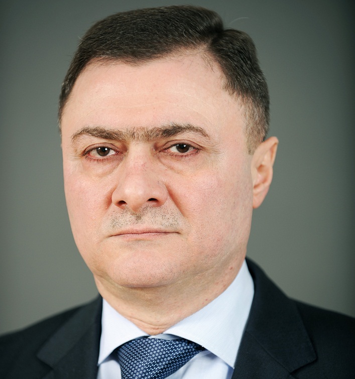 “İtaliyadakı tələbələrimizin maddi durumunda problem yaranıb” - Deputat