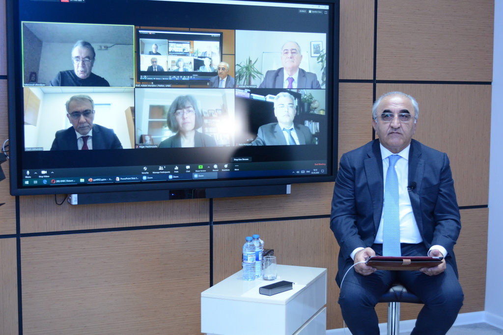 “Azərbaycan distan təhsil ixrac edən mərkəzə çevrilə bilər”- Rektor Ədalət Muradov