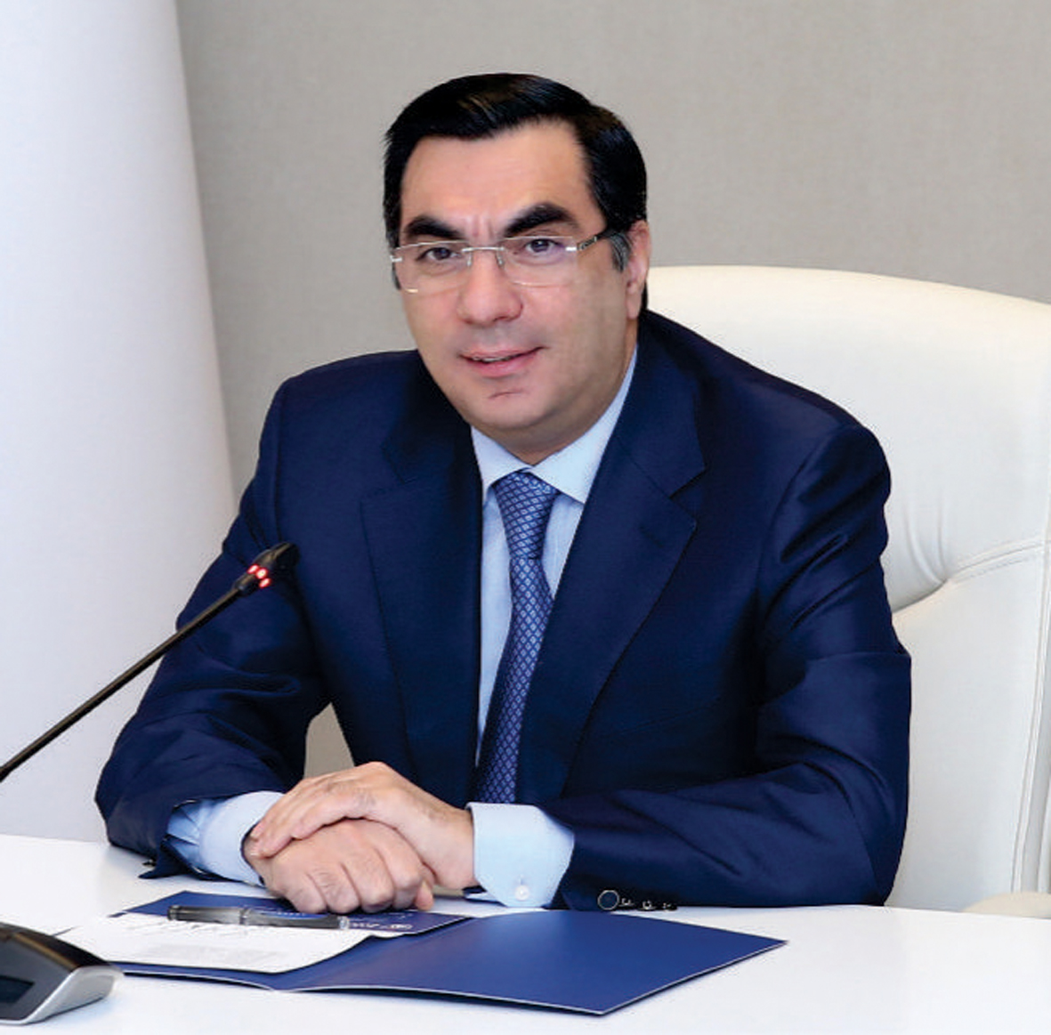Elmar Qasımov Bakı Ali Neft Məktəbinin Avropada təhsil alan tələbələrilə onlayn görüş keçirib