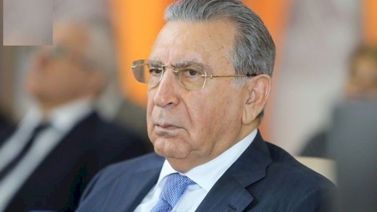 Ramiz Mehdiyev İnstitut direktorunu vəzifədən azad etdi