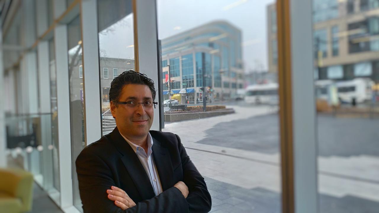 Startaplar üzrə tanınmış mütəxəssis tələbələrlə təcrübəsini bölüşüb