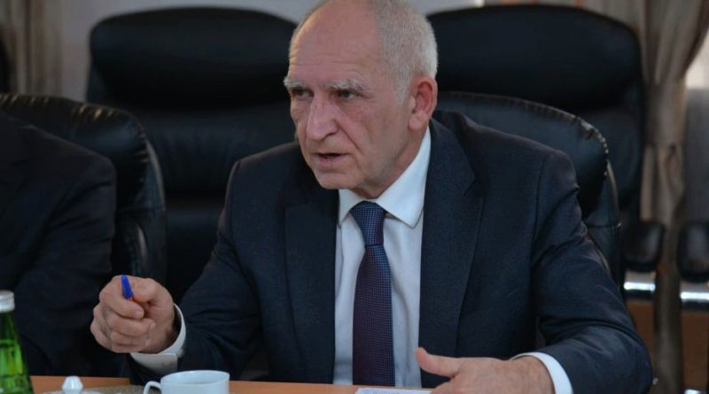 İctimai Şuranın sədr müavini Cümhuriyyət dövrünün təhsilindən yazdı
