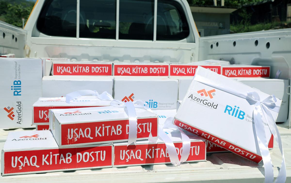“AzerGold” QSC və “Regional İnkişaf” İctimai Birliyi 1 İyun Uşaqların Beynəlxalq Müdafiəsi Günü münasibətilə “Kitab Sovqatı” aksiyası keçirib 