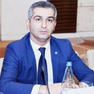 Tələbələrin adından təşkil edilmiş aksiya və “tələblər”
