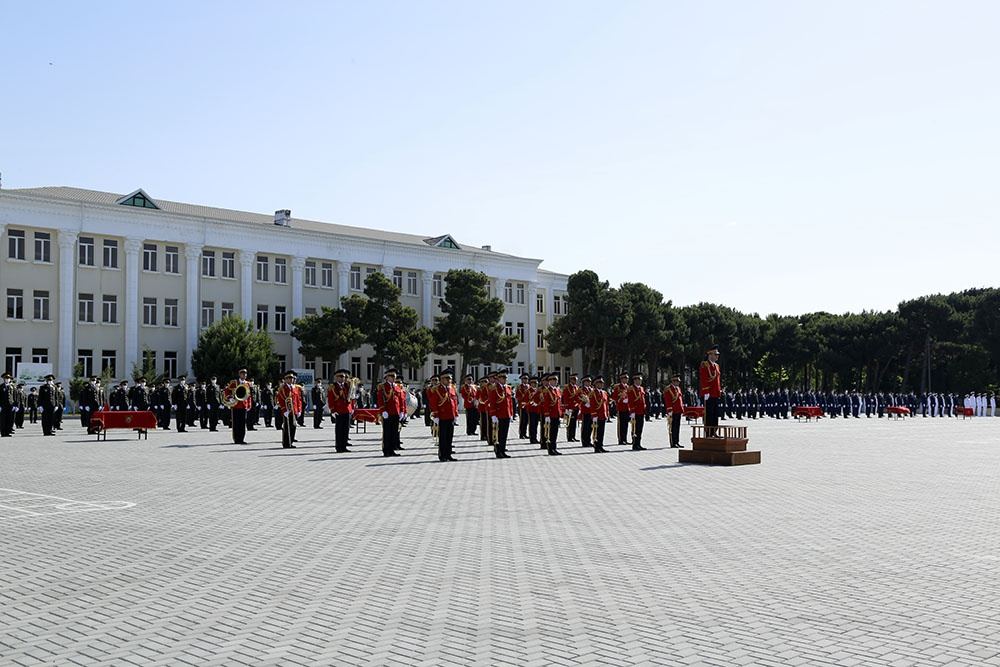 Azərbaycan Ali Hərbi Məktəbində növbəti buraxılış mərasimi keçirilib