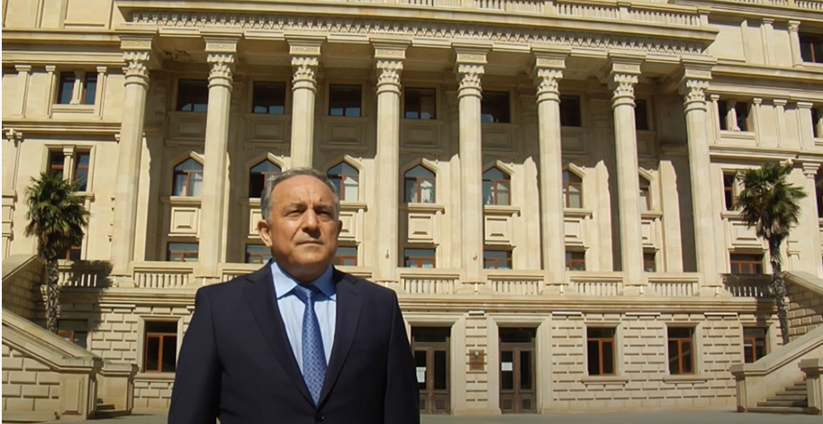 Rektor Vilayət Vəliyev məzunları videoformatda təbrik etdi