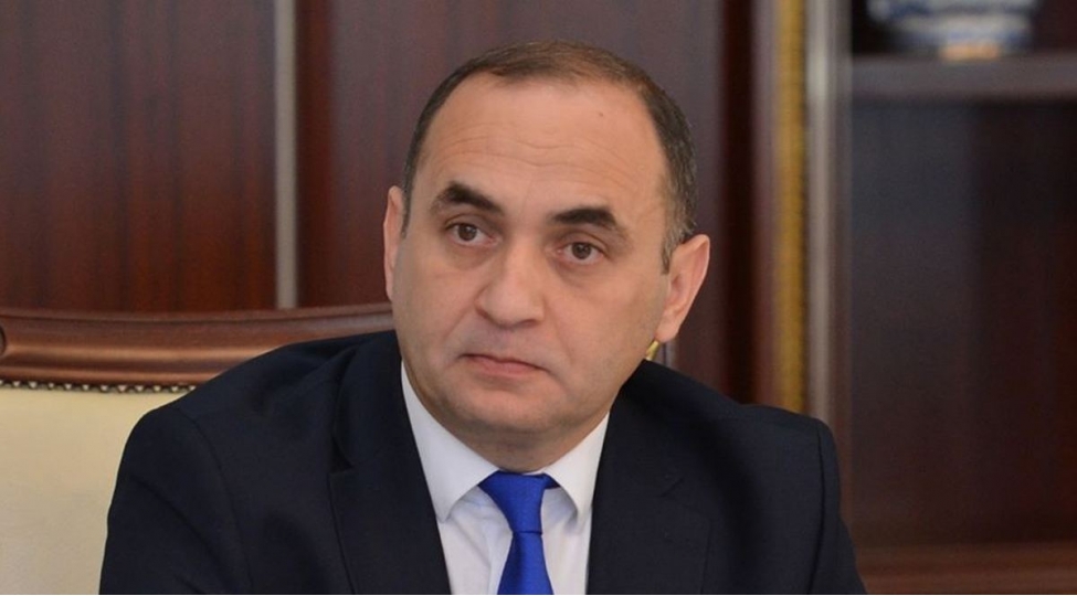 “Peşə təhsili orta məktəbi bitirən şəxslərin əmək bazarına ixtisassız girişinin qarşısını alır”-Deputat həyəcan təbili çaldı