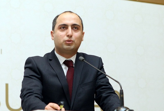 Nazir 60 yaşdan yuxarı müəllimlərin dərs yükü məsələsinə aydınlıq gətirib