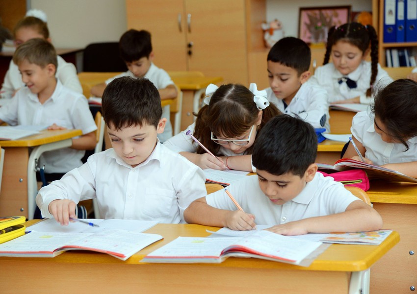 Məktəblərdə dərslər necə təşkil olunmalıdır?