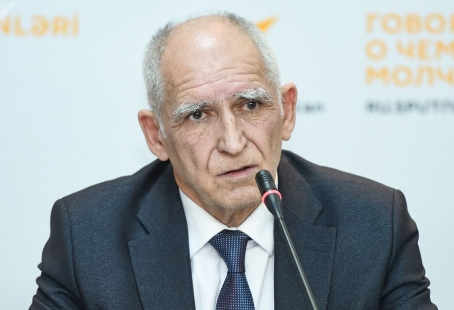 “Mövcud şəraitdə onlayn təhsilin keyfiyyəti müqayisələndirmə obyekti ola bilməz” –Nadir İsrafilov