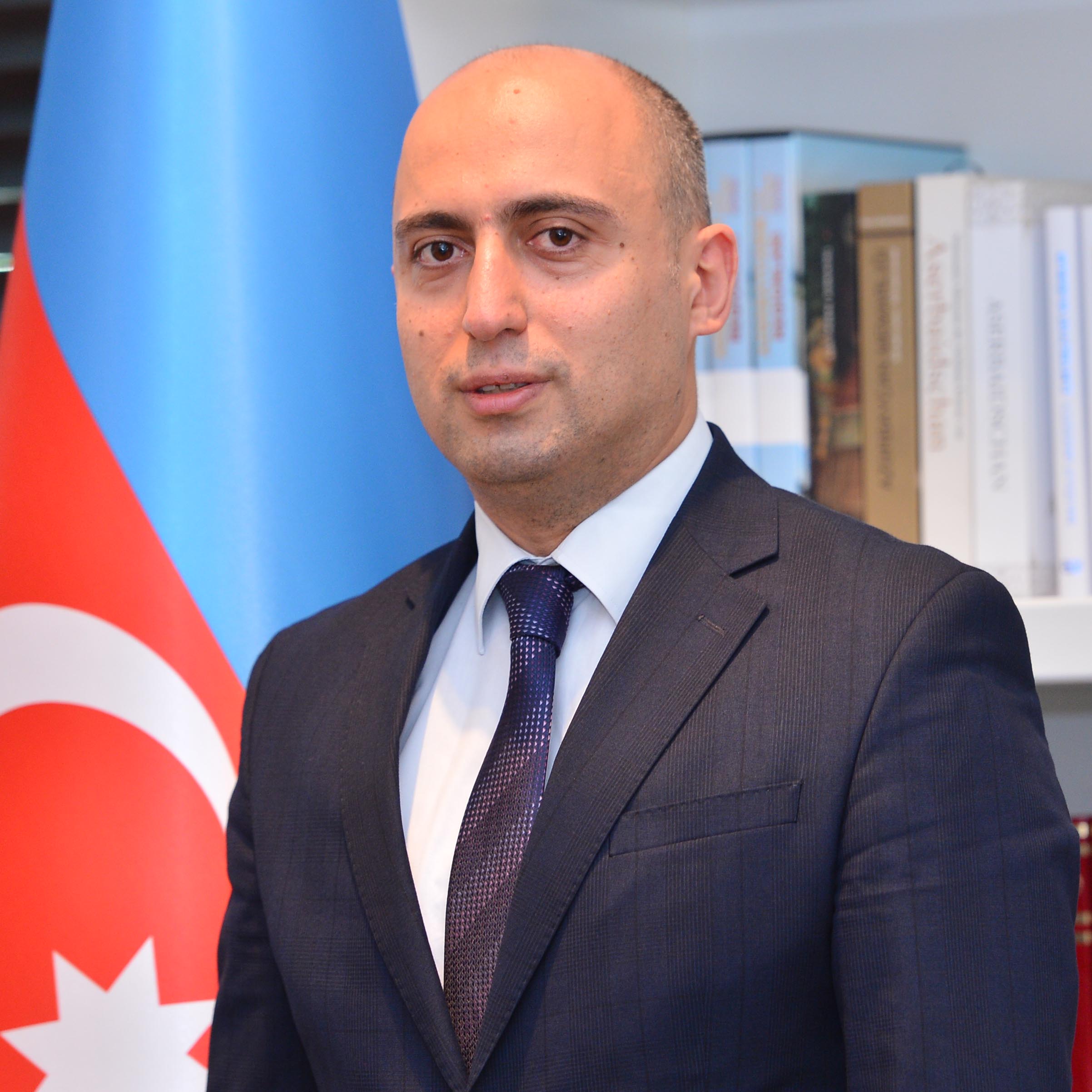 Təhsil naziri tələbə adını qazanan gəncləri təbrik etdi  