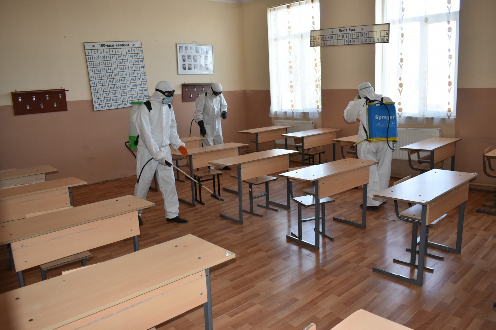 Koronavirus məktəblərdə necə yayılıb? –Nazir bütün rəqəmləri açıqladı