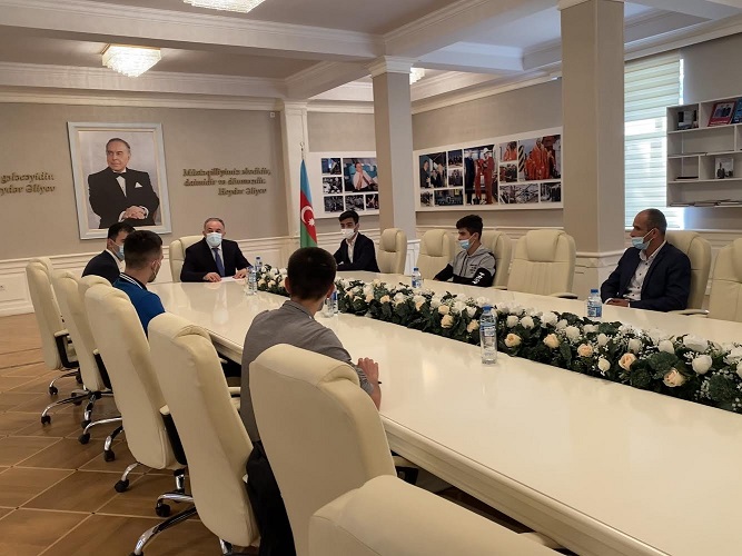 AzTU-nun I kurs tələbələri universitetlə tanış olub - FOTO