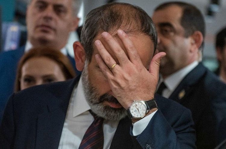 Ermənistan ağ bayraq qaldırıb, atəşkəs istəyib - ŞƏRH