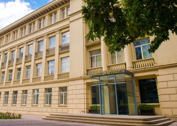 Təhsil Nazirliyi İdarəsi 10,4 milyon manatlıq müqavilə bağlayıb