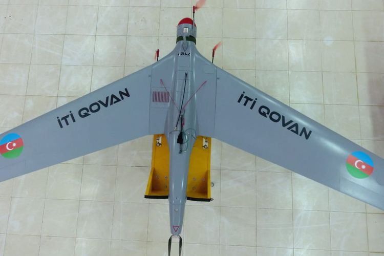 Azərbaycanda PUA-ya “İti qovan” adı verildi - FOTO