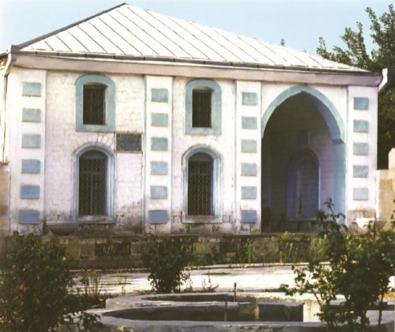 Füzuli rayonu tarixi-dini abidələrlə zəngindir