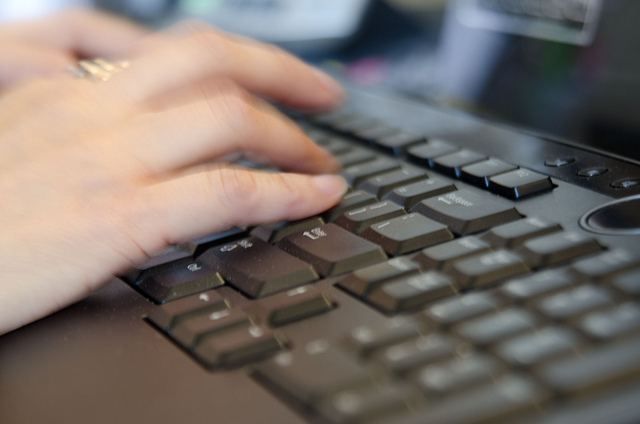 Azərbaycan dili ilə bağlı onlayn tədris və imtahan platforması hazırlanacaq  