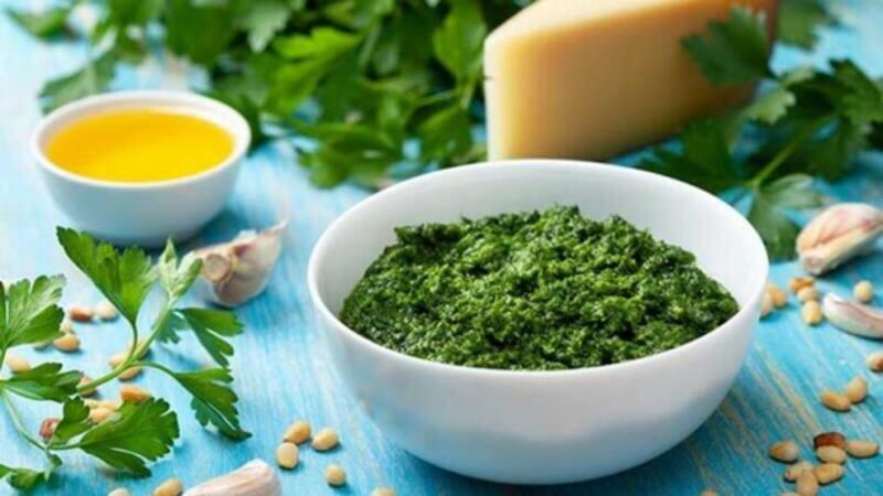 Vitaminlərlə zəngin olan 5 UCUZ BİTKİ
