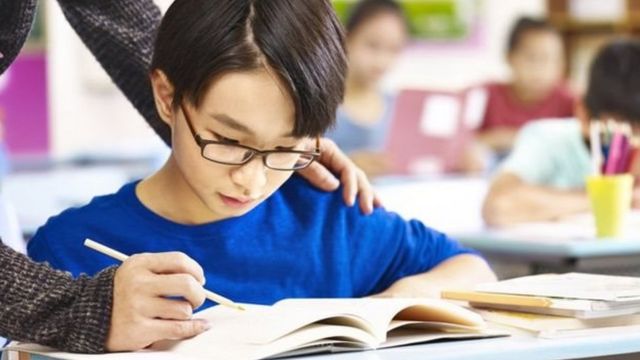 Sinqapur dərslikləri nəyi öyrədir? - TƏHLİL        