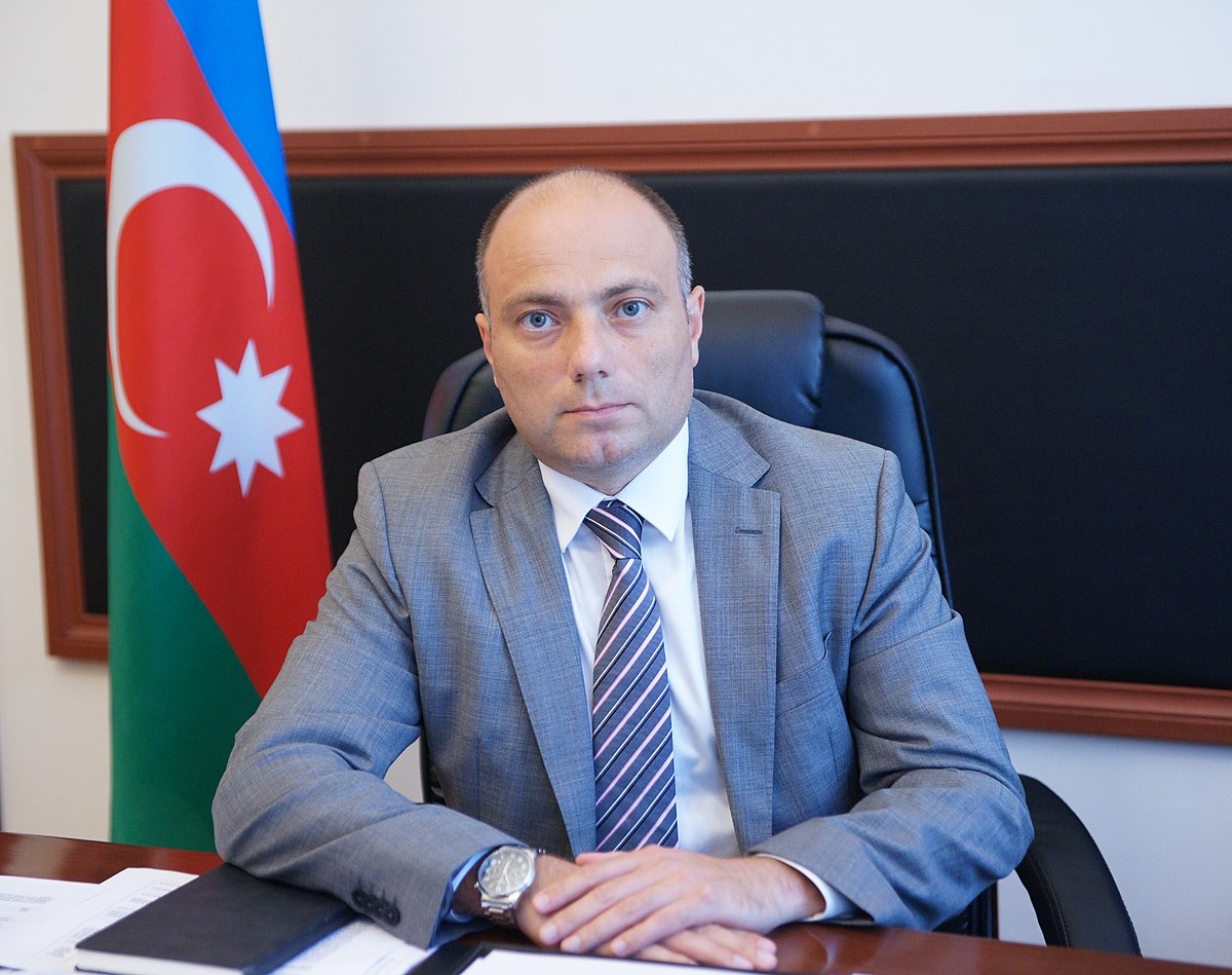Bir çox xarici universitetlərdə təhsil görmüş Anar Kərimov-DOSYE