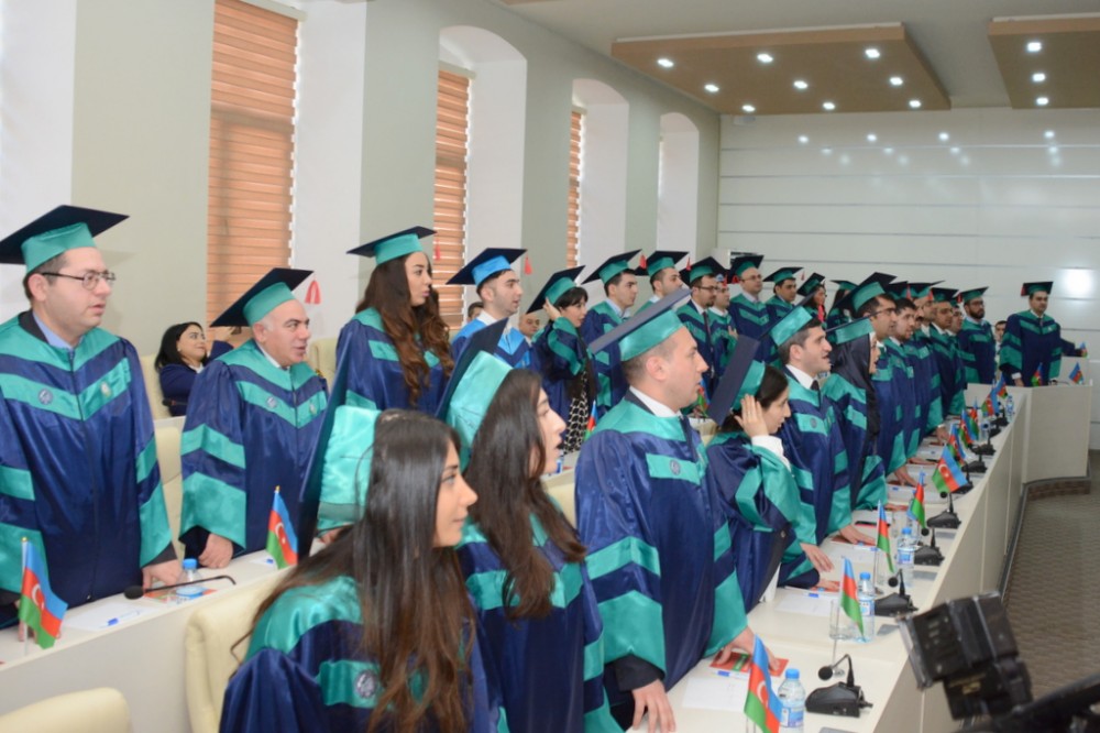 Rektordan etiraz:  “Universitetlərdə bu qədər müəllimə ehtiyac yoxdur”