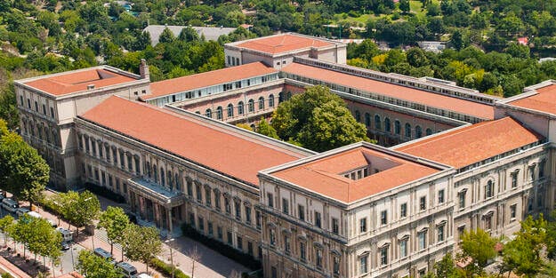 Azərbaycanlı  tələbələr  nəhəng  türk universitetində oxuyacaqlar - Rektor