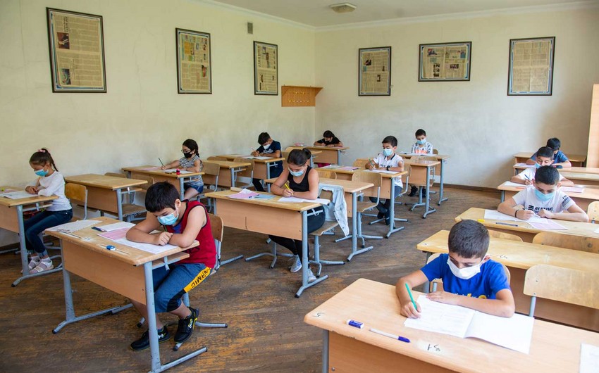 Təhsil Nazirliyi sosial şəbəkədə çox yayılan şayiələrə aydınlıq gətirəcək – Bağlanan siniflər  