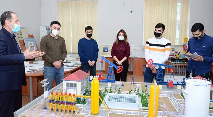 ADNSU tələbələri İdarəetmə Sistemləri İnstitutunda təcrübə keçiblər  