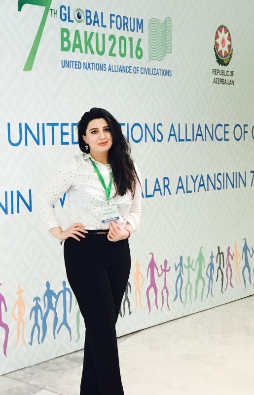 UNEC müəllimi: “Təhsil təkcə həqiqətləri yox, həm də düşünməyi öyrədir”