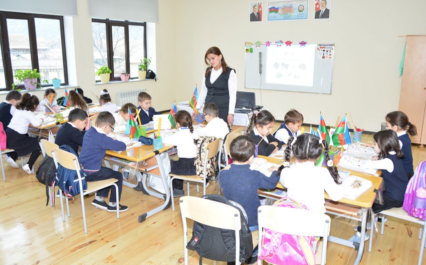 Təhsil naziri müəllim olmaq istəyən şəxslərə müraciət etdi