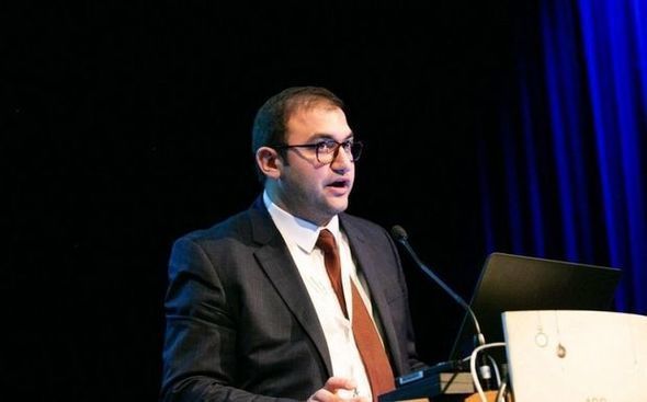 Azərbaycanlı alimdən “AztraZeneca” vaksini ilə bağlı TÖVSİYƏLƏR  