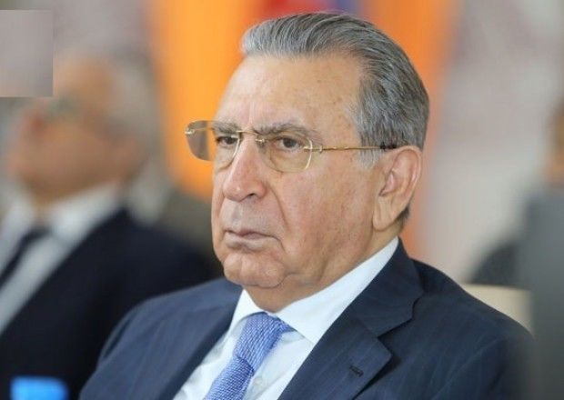 Ramiz Mehdiyevi məhkəməyə verən direktor işinə qayıtdı - AÇIQLAMA  
