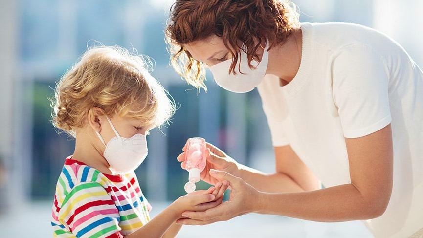 Azərbaycanda koronavirusa yoluxan uşaqlar -  Pediatr risklərdən DANIŞDI  