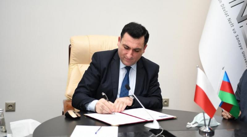 ADNSU ilə Polşanın Gdansk Universiteti əməkdaşlığa başlayır  