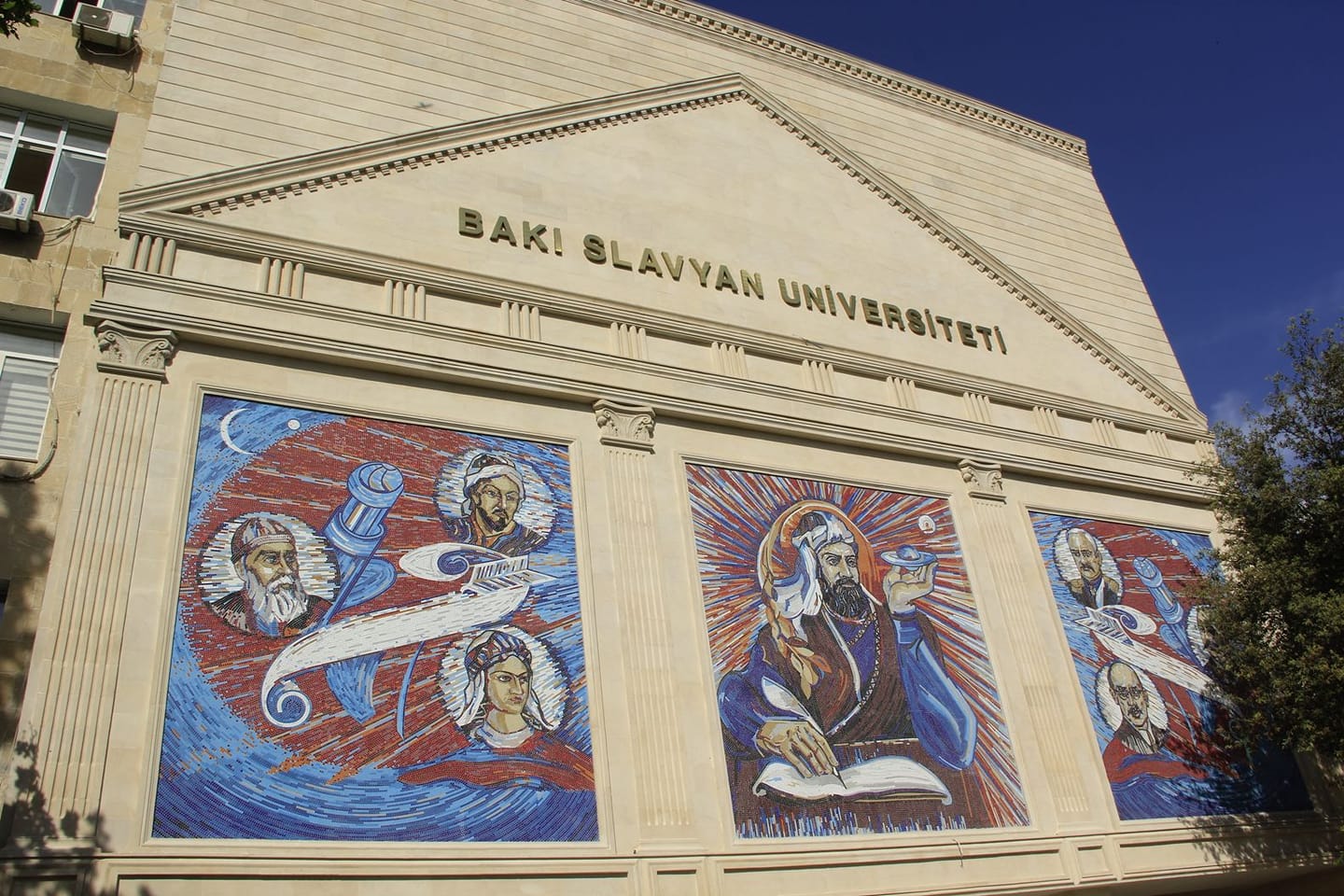 Bu universitetin şöbə müdirinə cinayət işi açılıb  