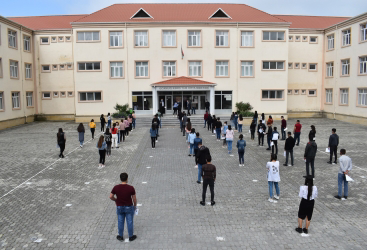 Şəkidə buraxılış imtahanları 8 mərkəzdə aparılıb