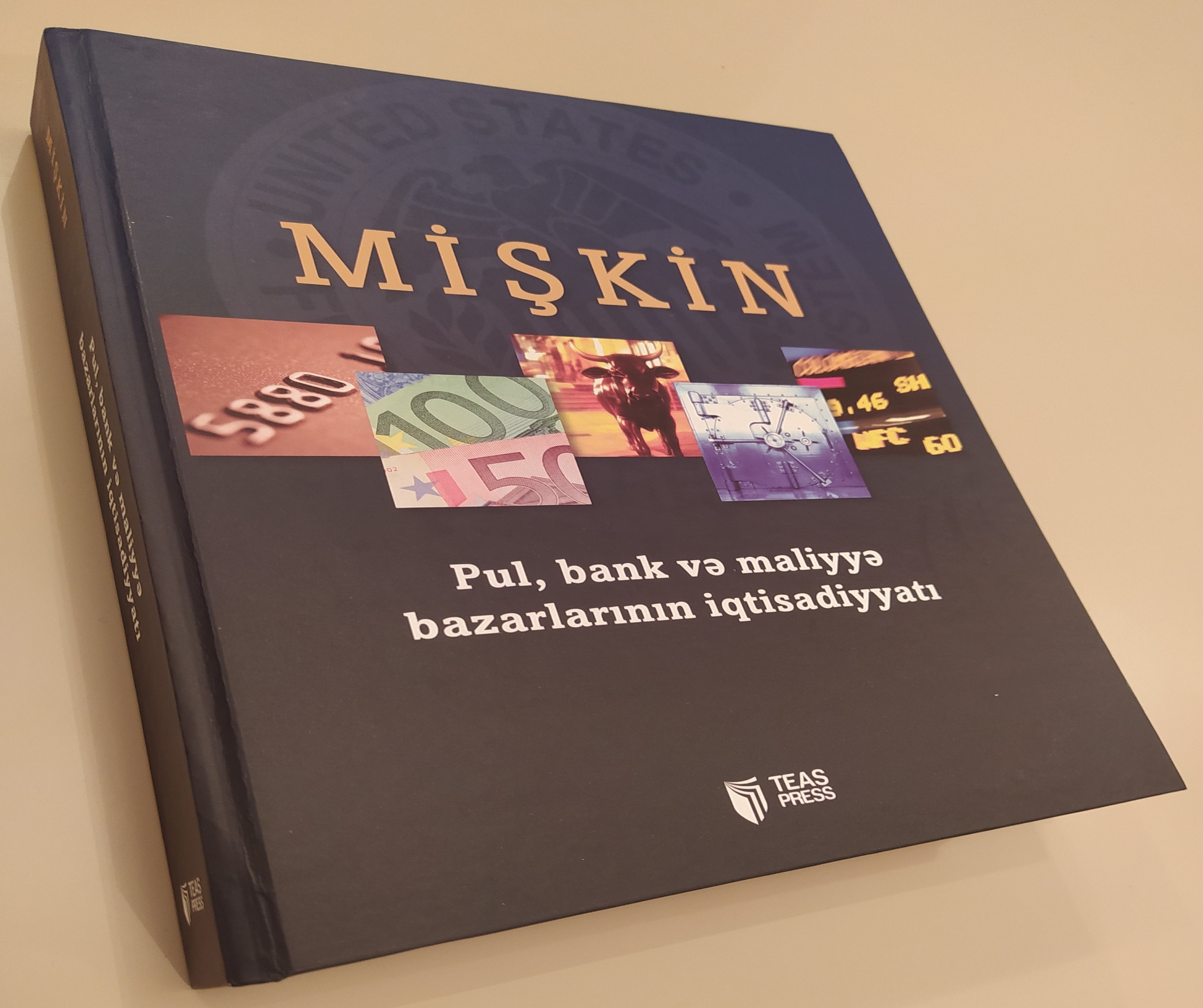 BMU-nun əməkdaşlarıkitab tərcüməsi layihəsində uğurla iştirak ediblər