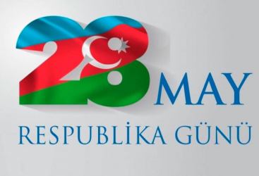 UNEC-də Respublika Gününə həsr olunan silsilə tədbirlər keçirilib