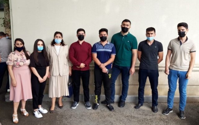 MDU tələbələri COVID-19 əleyhinə vaksinasiya prosesində iştirak edirlər  