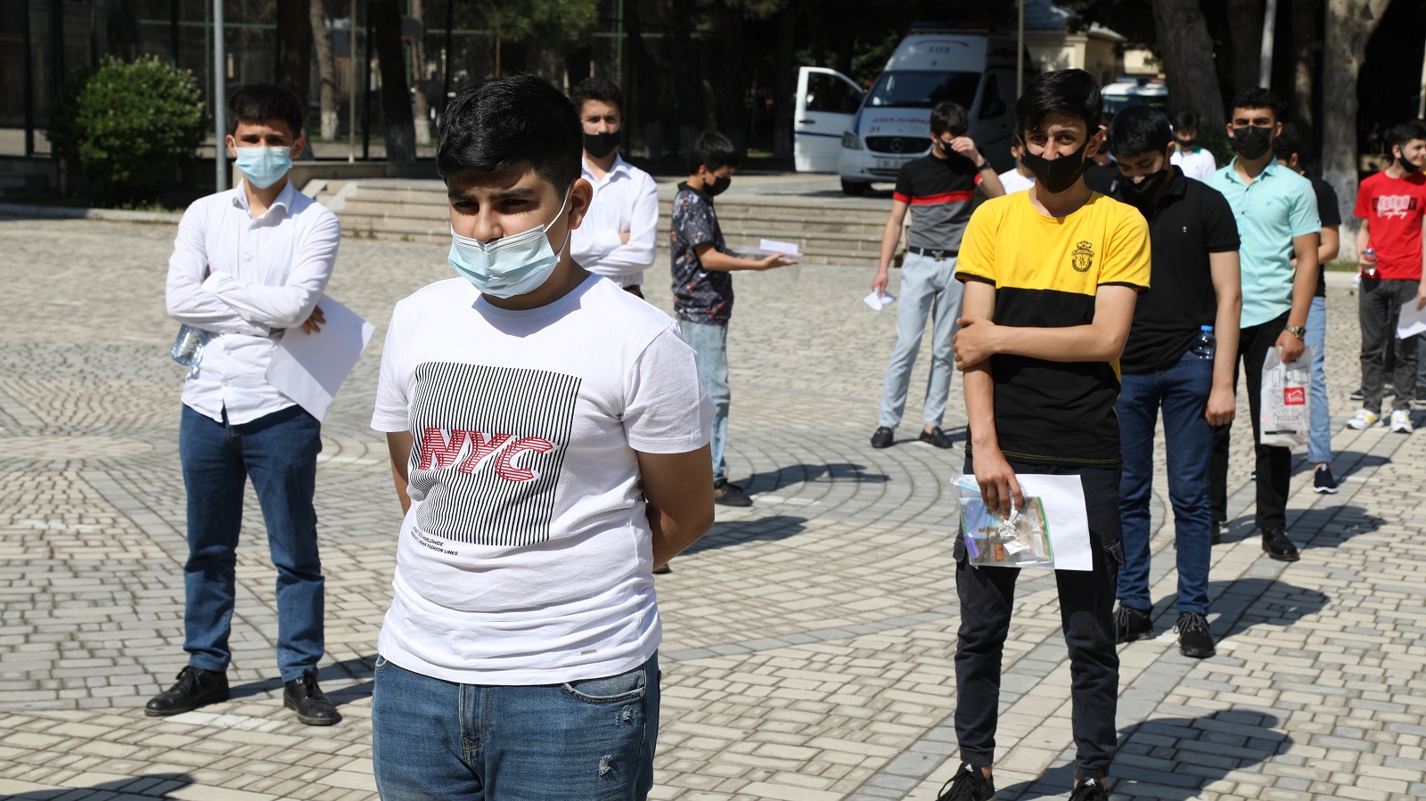 IX sinif şagirdləri üçün buraxılış imtahanları keçirilib-FOTO