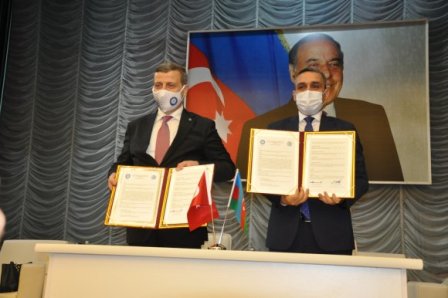 Türkiyənin Qazi Universitetinin rektoru Mingəçevir Dövlət Universitetində olub