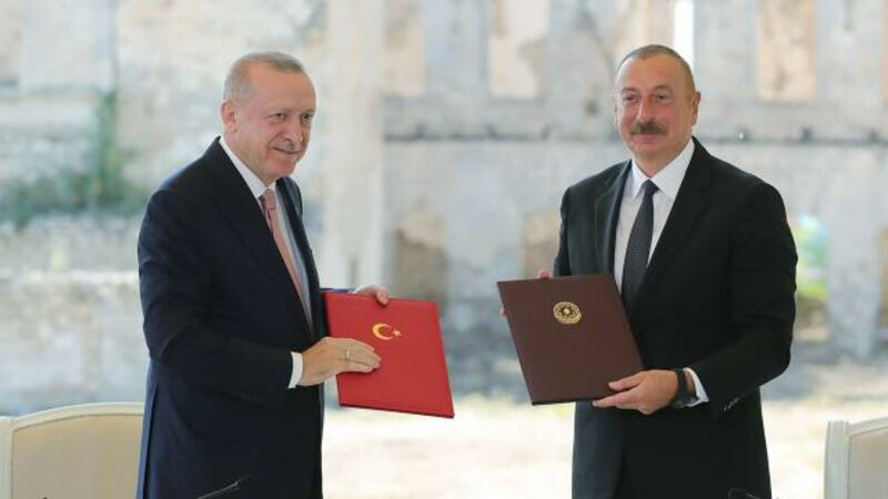 Şimali Karolina Universitetinin alimi: “Ərdoğanı Şuşada qəbul etmək asan deyildi”