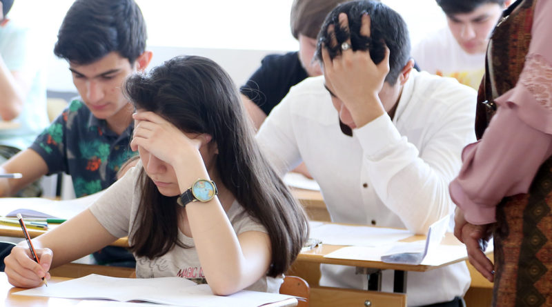 Bakıda bu məktəblərin məzunlarından heç biri universitetə qəbul olmadı