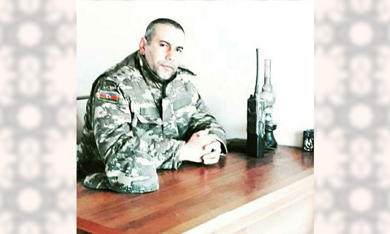 Artilleriyaçı kənd müəllimi həm rütbə, həm medal aldı  