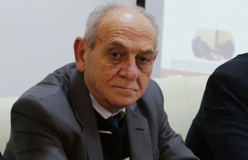 “Bizdə tərcümə məktəbinin yaranmasından danışmaq tezdir” - Tanınmış tərçüməçi ilə MÜSAHİBƏ