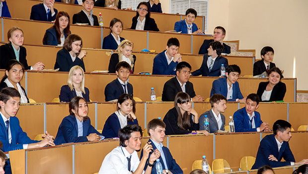 Əcnəbi tələbələr Azərbaycanda ən çox bu universitetlərdə oxuyurlar - SİYAHI  