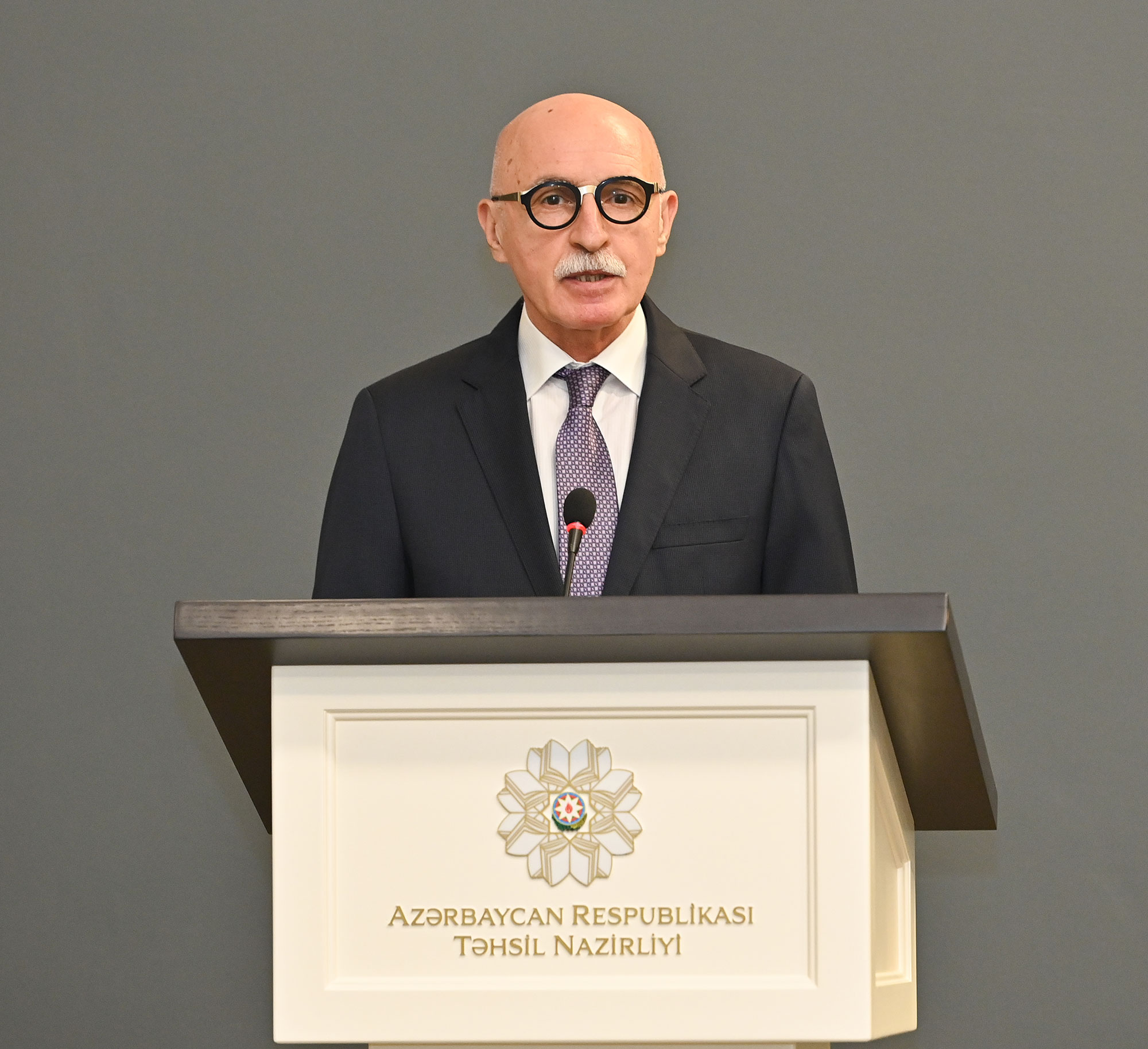 Yüksək nəticə göstərən idmançılarla görüş keçirilib  